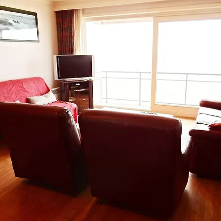 In With Balcony ניופורט